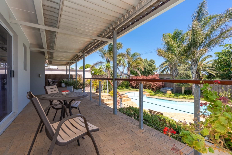 6 Bedroom Property for Sale in Milnerton Western Cape